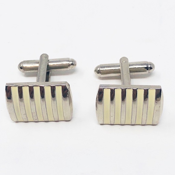 EUC CREME & SILVER STRIPED CUFF LINKS - Picture 3 of 4